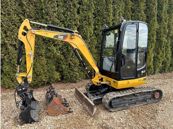 מיני מחפר CATERPILLAR 302.7DCR