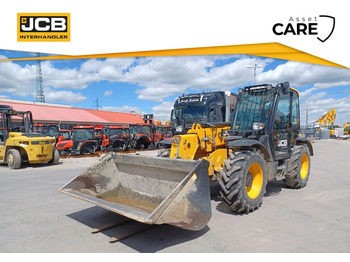 מפעיל טלסקופי JCB