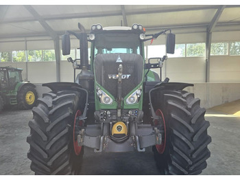 טרקטור חקלאי Fendt 828 S4: תמונה 5