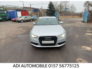 סדאן AUDI
