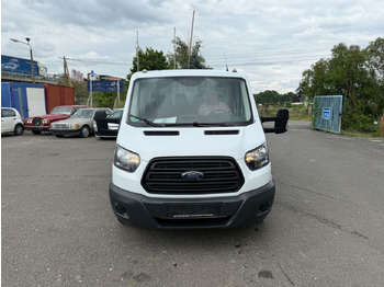 כלי רכב מסחרי במיטה שטוחה FORD Transit