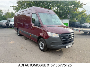 כלי רכב מסחרי עם לוח MERCEDES-BENZ Sprinter 316
