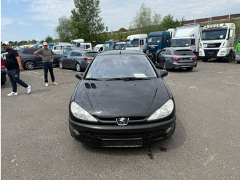 סדאן PEUGEOT