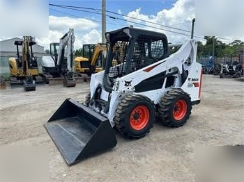 מעמיס היגוי החלקה BOBCAT S590