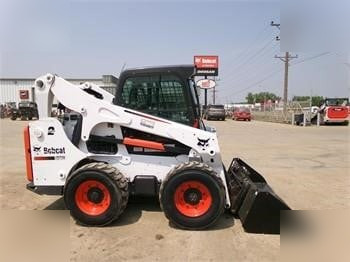 מעמיס היגוי החלקה BOBCAT S770