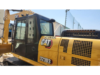 מחפר סורק CATERPILLAR 323D3