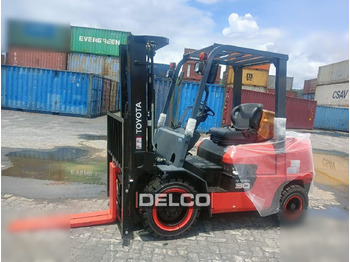 חָדָשׁ מלגזה TOYOTA FDZN30: תמונה 5