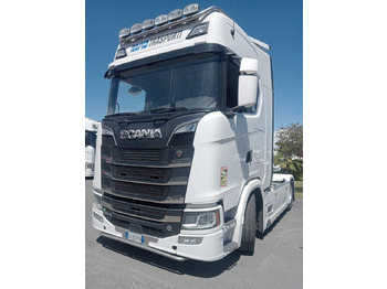 יחידת טרקטור SCANIA S 520