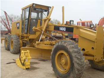 מפלסת CATERPILLAR 140G