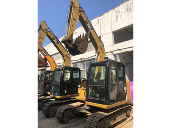 מיני מחפר CATERPILLAR 307