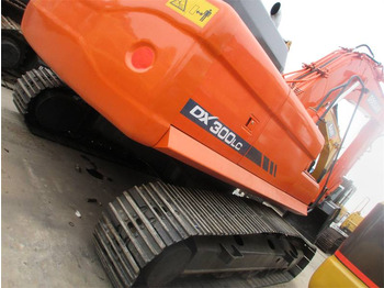 מחפר סורק DOOSAN DX300LC