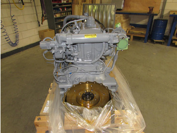 מנוע עבור מחפר Isuzu 4HK1XYSA-01  -  02  -  04: תמונה 3