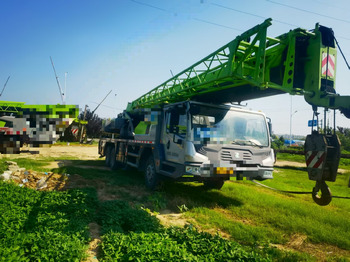 עגורן נייד ZOOMLION ZTC300E5: תמונה 4