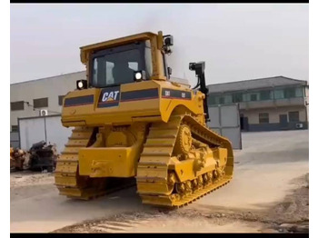 דחפור CATERPILLAR D8T