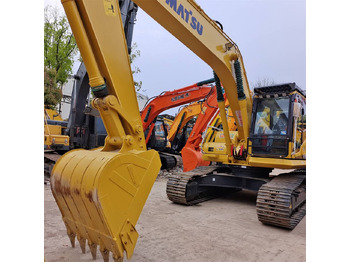 מחפר סורק Komatsu PC 220-8: תמונה 3
