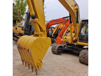 מחפר סורק Komatsu PC 220-8: תמונה 5