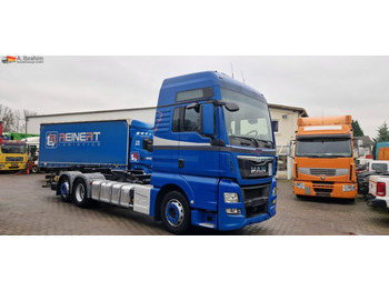 מוביל מכולות/ משאית החלפת גוף MAN TGX 26.440