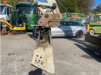 הַחכָּרָה Takeuchi TB 1140 14 Ton | Schnellwechsler | Schwenkfunktion | Klima | 5x Löffel | Radio Takeuchi TB 1140 14 Ton | Schnellwechsler | Schwenkfunktion | Klima | 5x Löffel | Radio: תמונה 5 הַחכָּרָה Takeuchi TB 1140 14 Ton | Schnellwechsler | Schwenkfunktion | Klima | 5x Löffel | Radio Takeuchi TB 1140 14 Ton | Schnellwechsler | Schwenkfunktion | Klima | 5x Löffel | Radio: תמונה 5