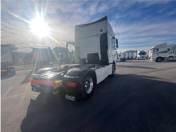 יחידת טרקטור DAF XF 530 Retarder / Airparkoll: תמונה 4 יחידת טרקטור DAF XF 530 Retarder / Airparkoll: תמונה 4