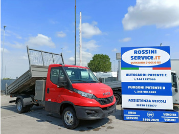 כלי רכב מסחרי מזהיר IVECO Daily 35c12