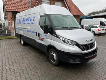 כלי רכב מסחרי עם לוח IVECO Daily 35c18
