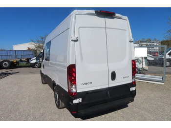 מיניבוס, כלי רכב מסחרי לנוסעים IVECO DAILY 35S14 7 POSTI: תמונה 3