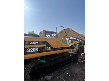 מחפר סורק Caterpillar 320BL: תמונה 2