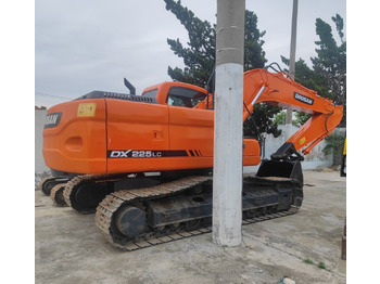 מחפר סורק DOOSAN DX225LC-7