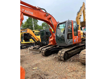 מחפר סורק Hitachi ZX135: תמונה 2