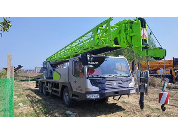 עגורן נייד ZOOMLION ZTC300V