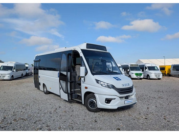 מיניבוס IVECO Daily