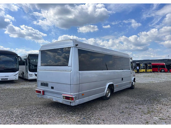 אוטובוס פרברים Mercedes-Benz Vario: תמונה 5 אוטובוס פרברים Mercedes-Benz Vario: תמונה 5
