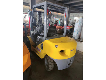 מלגזת סולר KOMATSU