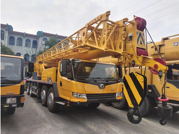 עגורן נייד XCMG QY70K