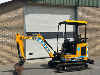 מיני מחפר JCB 19C-1