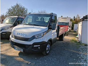 כלי רכב מסחרי מזהיר IVECO Daily 35c14