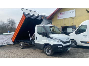 כלי רכב מסחרי מזהיר IVECO Daily