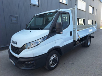כלי רכב מסחרי מזהיר IVECO Daily 35c14