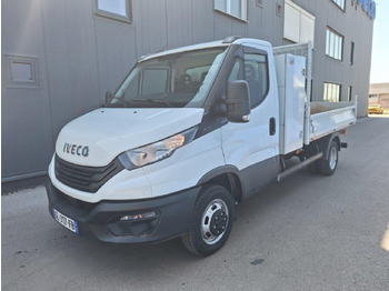 כלי רכב מסחרי מזהיר IVECO Daily 35c16