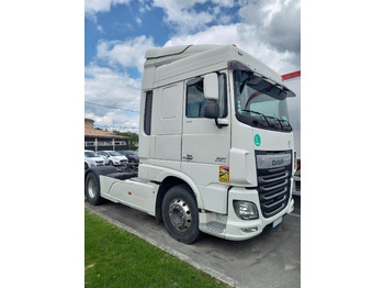 יחידת טרקטור DAF XF