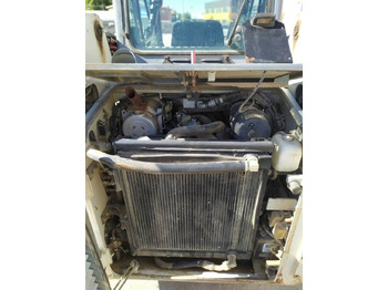 מעמיס זוחל Takeuchi TL 8: תמונה 5