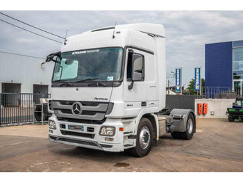 יחידת טרקטור MERCEDES-BENZ Actros 1844