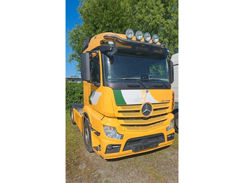 יחידת טרקטור MERCEDES-BENZ Actros 1843