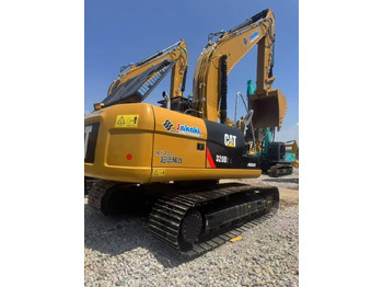 מחפר סורק CATERPILLAR 320D2
