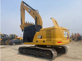 מחפר סורק CATERPILLAR 323