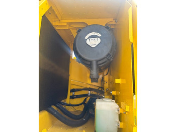 מחפר סורק Komatsu PC 240: תמונה 5