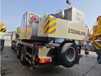 עגורן נייד ZOOMLION ZTC250V