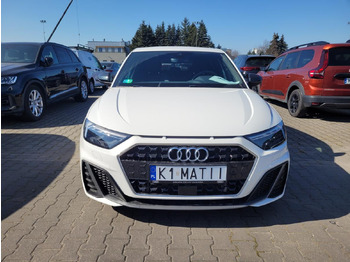 מכונית AUDI A1 SPORTBACK HATCHBACK: תמונה 2