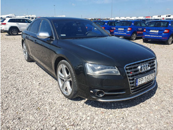 סדאן AUDI