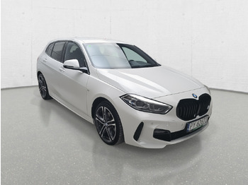 האצ'בק BMW